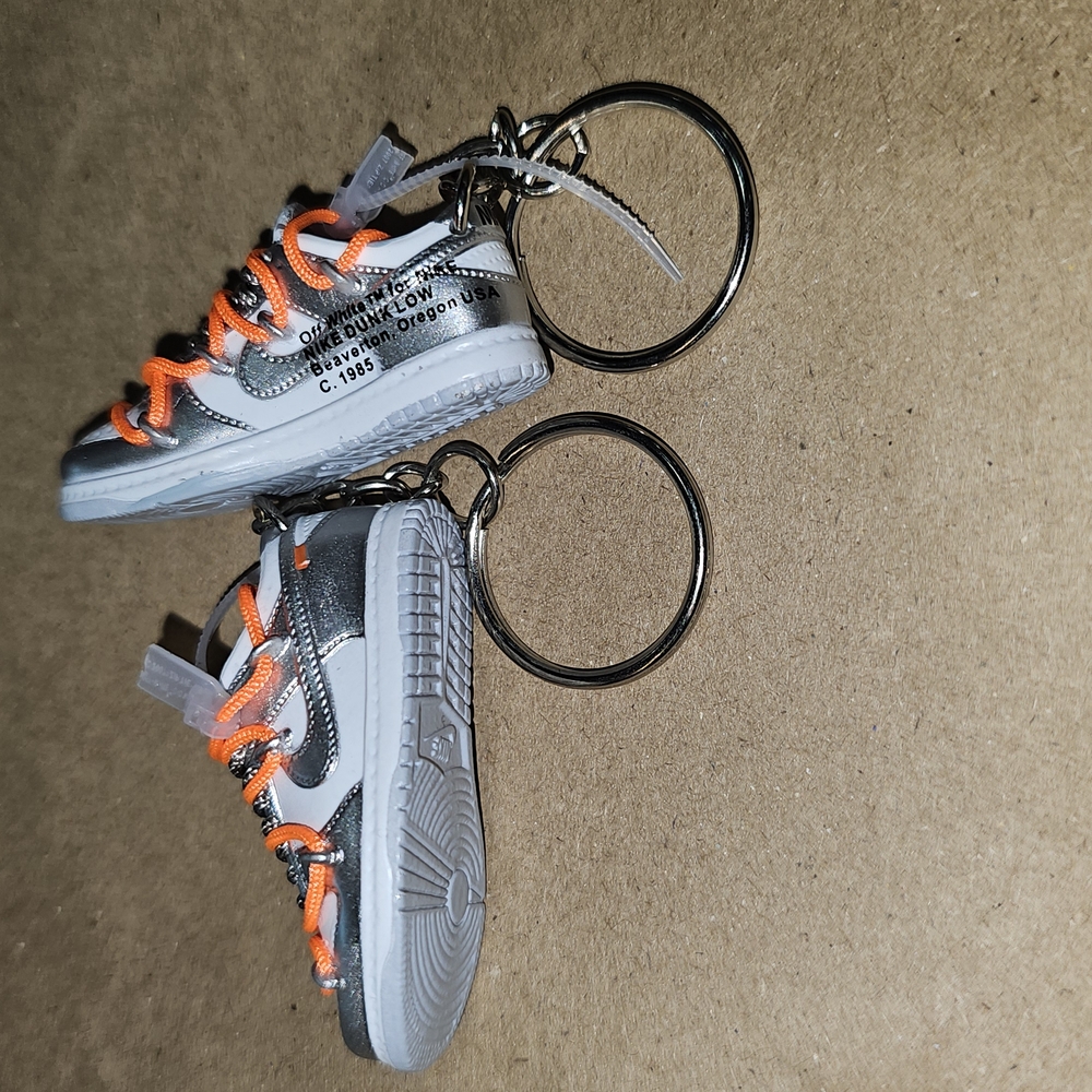 Nike Dunk Low Keychain Set - White and Orange